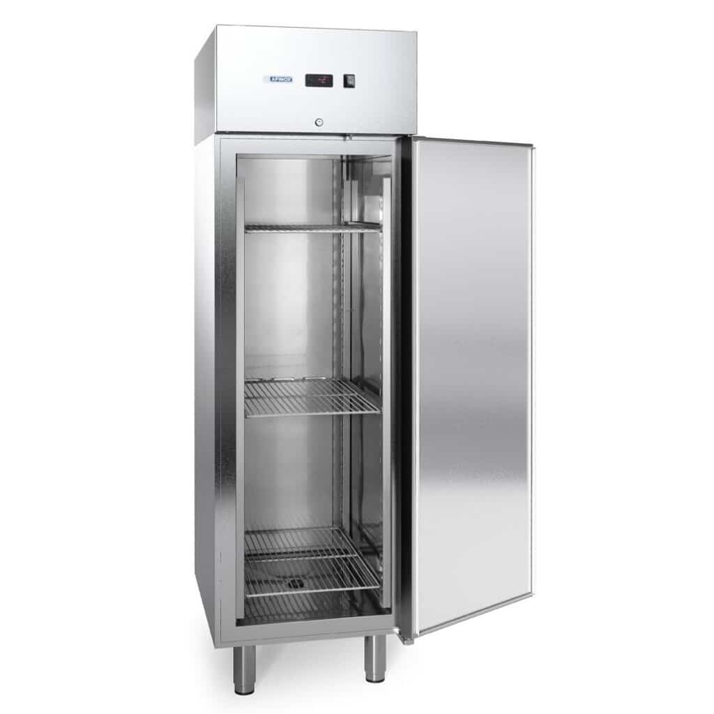 uspravni frižider inox