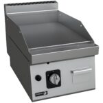 profesionalni plinski roštilj ravni