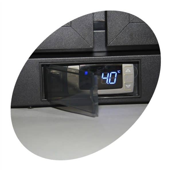 Podpultni frižider za piće digitalni termostat