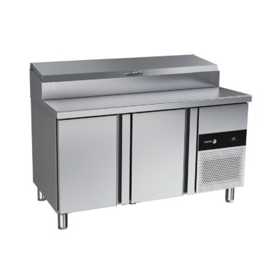 pizza sto sa salatarom