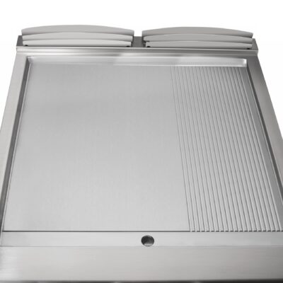 2/3 ravna 1/3 rebrasta ploča